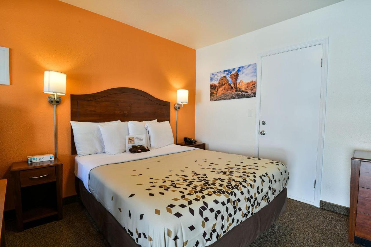 Adventure Inn Моаб Экстерьер фото